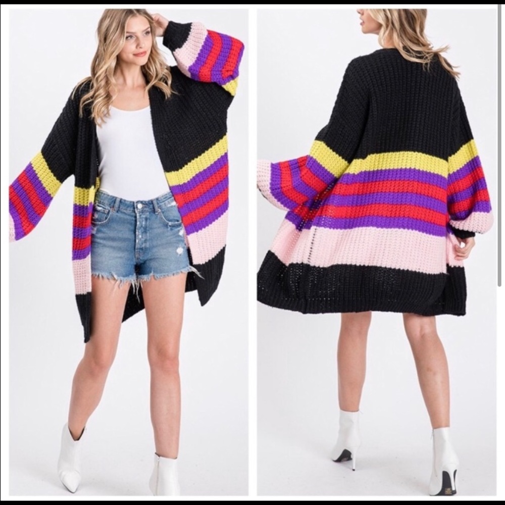 HOST PICK🎉 Striped oversized sweater